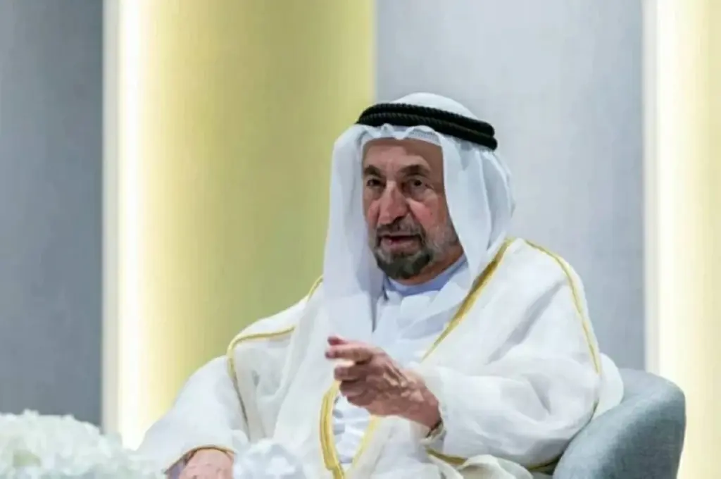 حاكم الشارقة يستقبل المهنئين بعيد الأضحى في قصر البديع العامر حاكم الشارقة يستقبل المهنئين بعيد الأضحى في قصر البديع العامر