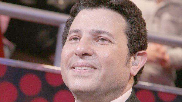 إلهام شاهين تدخل في نوبة بكاء بسبب وصية هاني شاكر.. ماذا قال قبل وفاته؟