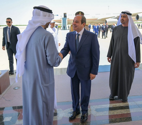 الرئيس السيسى يجرى زيارة أخوية لأبوظبي  (3)