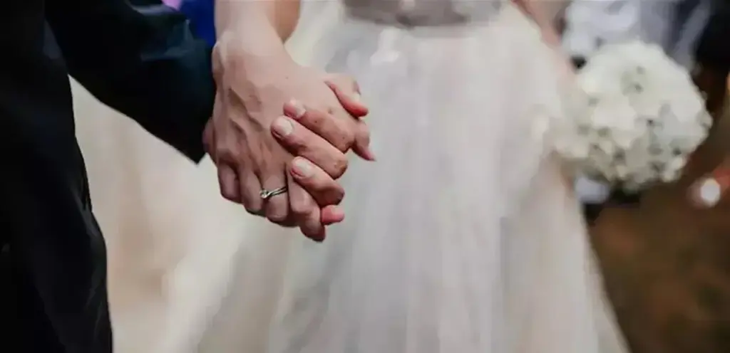 تزوجت 3 مرات.. فنانة شهيرة تكشف سبب فشل زيجاتها (صورة)