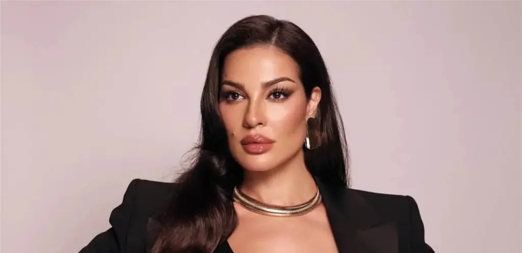 رسالة غامضة من نادين نجيم تثير تفاعل المتابعين