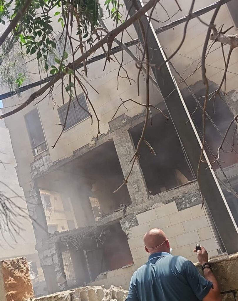 بالفيديو - مشاهد من مكان الإستهداف في منطقة الشويفات