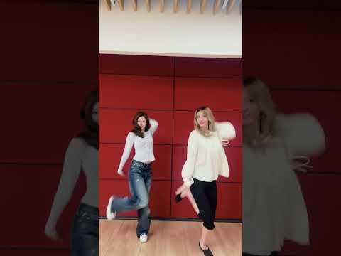 IOI جيون سومي مع توايس سانا - فجأة (تحدي الرقص) (260520)