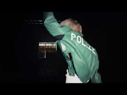 SEVENTEEN The8 - أغنية رقمية: "Love is ذهب" (مقطع مباشر)