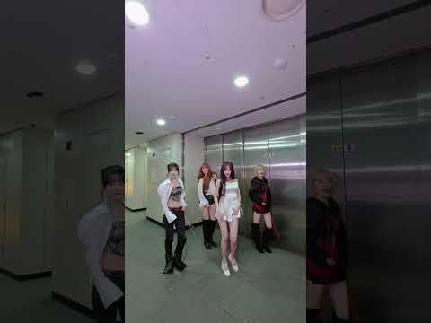 LE SSERAFIM CHAEWON، EUNCHAE وSAKURA مع GFRIEND YUJU - احتفال (تحدي الرقص) (260502)