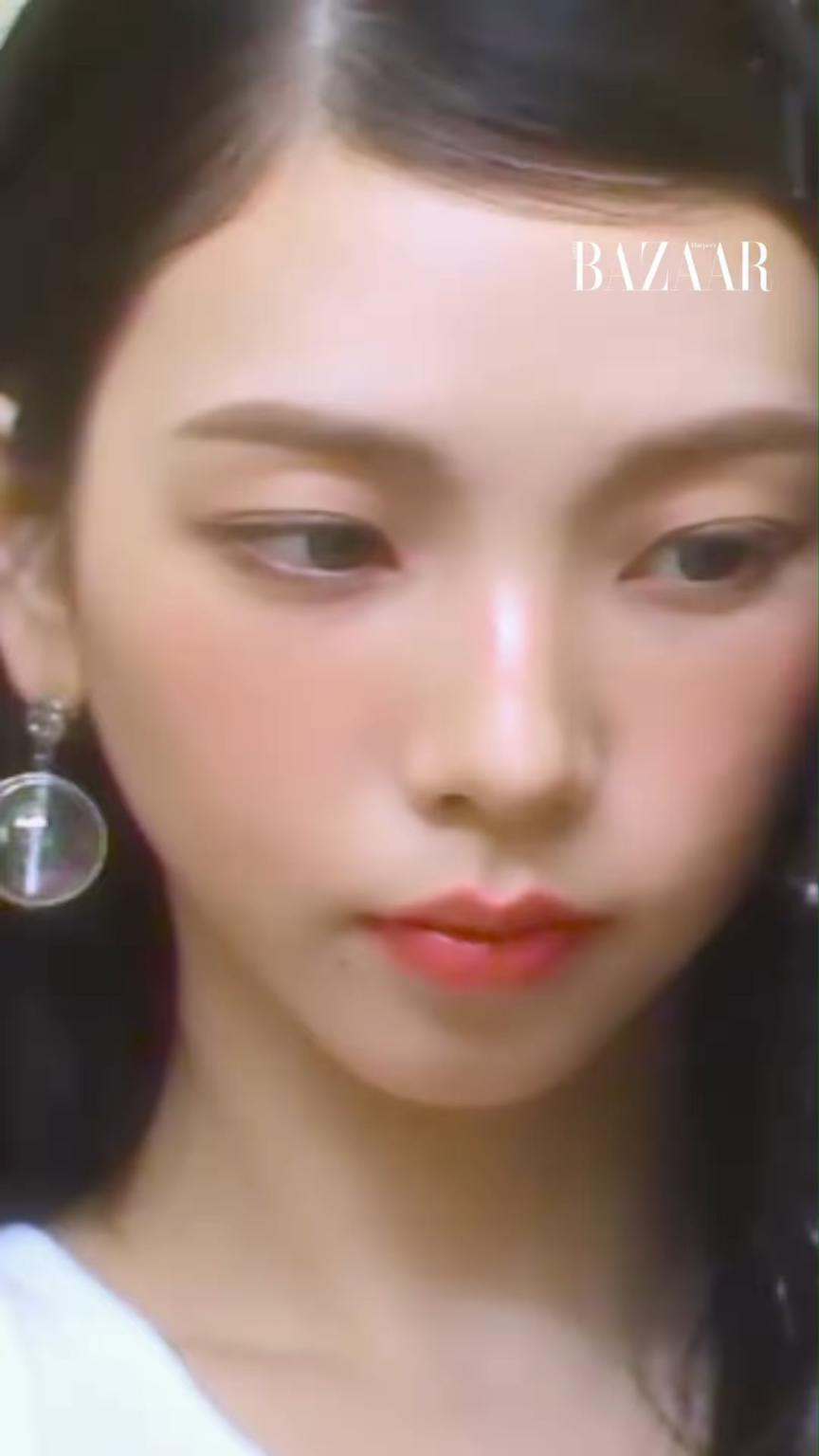 260505 كارينا لمجلة Harper's BAZAAR Korea x Chanel Beauty (إصدار مايو 2026، الإصدار الرقمي - فيلم تشويقي)