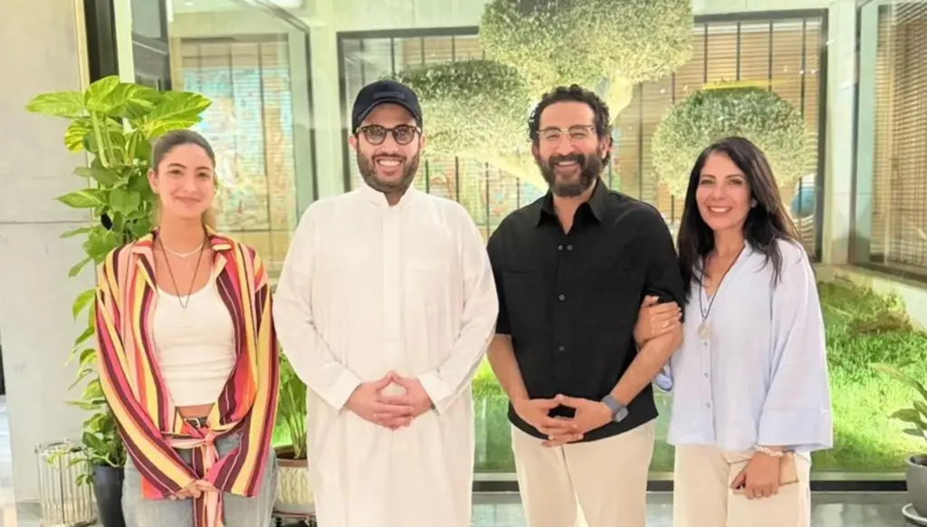 تركي آل الشيخ في منزل منى زكي وأحمد حلمي… وليمة ‘خربت الريجيم’ تركي آل الشيخ في منزل منى زكي وأحمد حلمي... وليمة 'خربت الريجيم'