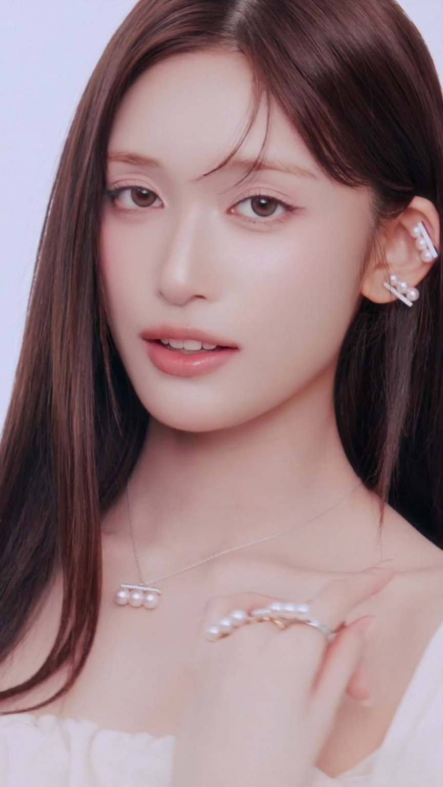 260511 Leeseo - Y Magazine x TASAKI (إصدار مايو 2026، غلاف متحرك للإصدار الرقمي)