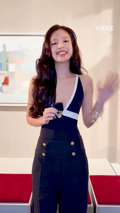 260526 مقابلات مع جيني في عرض CHANEL Métiers d'art 2026 في سيول