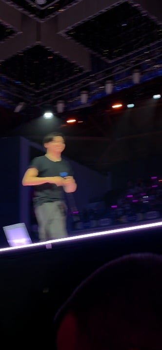 نايون وتشايونغ تقليد لكريستيانو رونالدو