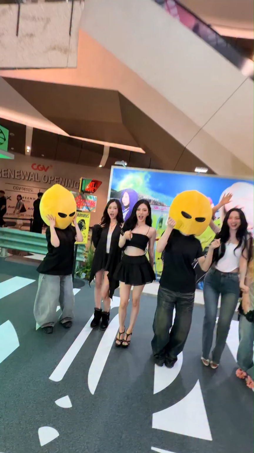 260531 تحديث aespa TikTok - سأصنع عصير الليمون 🍋 مستحيل، مستحيل ❌ ليس لدي أي ETA-TA-TA 🍽️ سأصنعه عصير الليمون 🍋 انتظر، يا إلهي، توقف!! 🛑