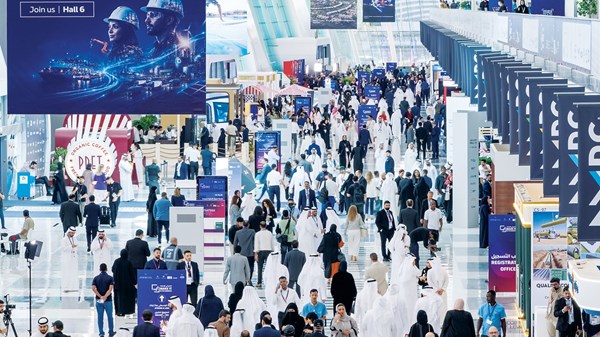 2.2 مليون مشارك في قطاع المؤتمرات والمعارض بأبوظبي خلال 2025 2.2 مليون مشارك في قطاع المؤتمرات والمعارض بأبوظبي خلال 2025