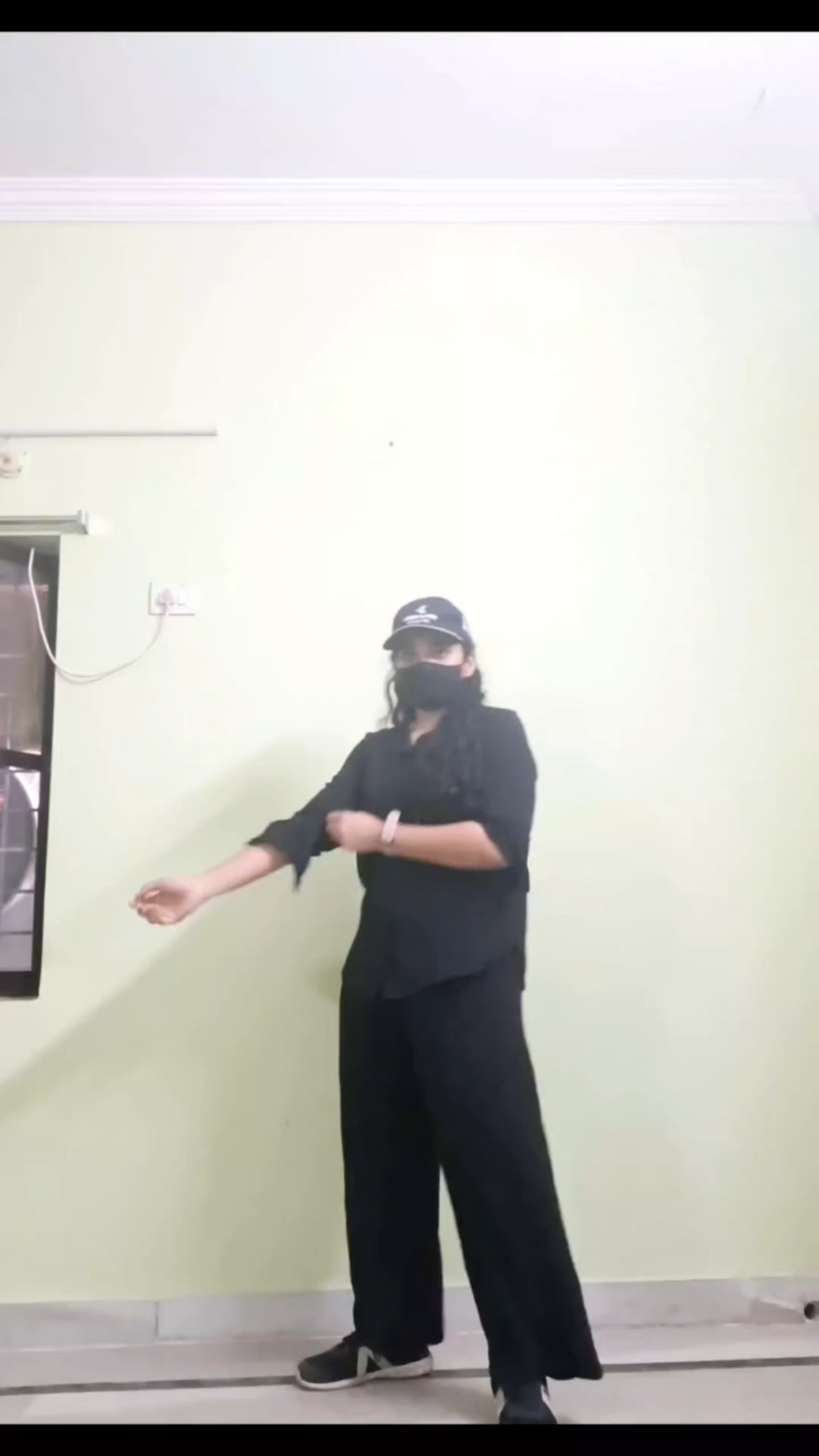 260504 غطاء الرقص إيف بانغ بانغ