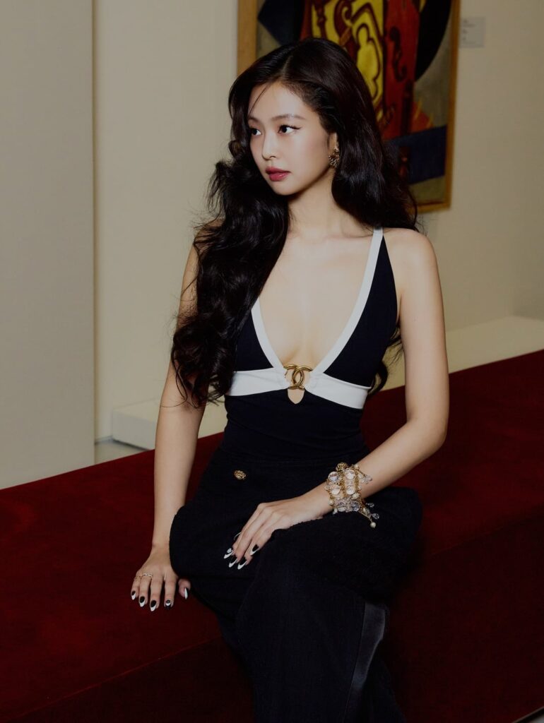 260526 جيني في عرض CHANEL Métiers d'art 2026 في سيول