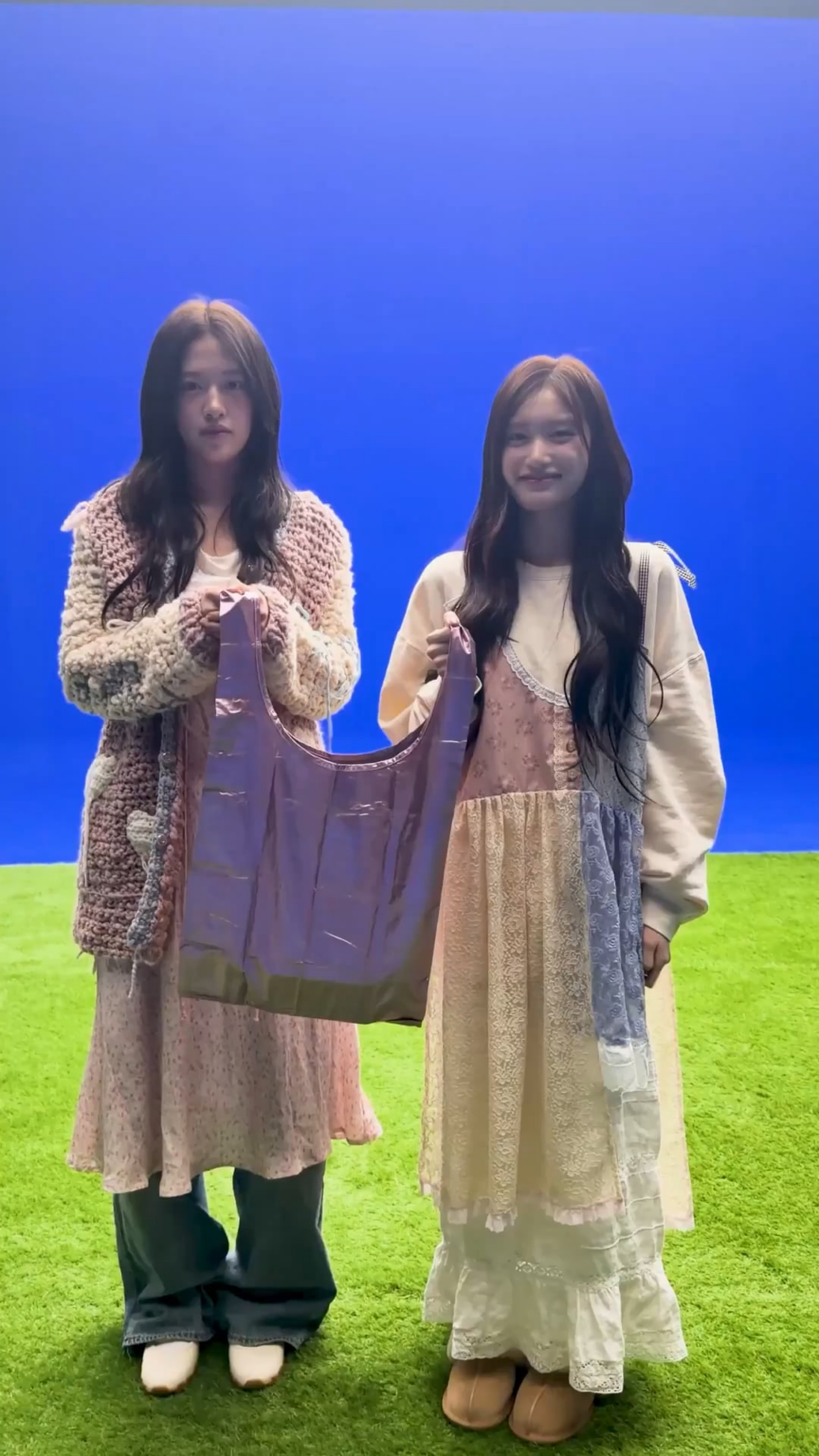260511 تحديث TikTok الرسمي لـ IVE مع Yujin وLeeseo - الخطوة الأولى! قبض على الموضة ⋰˚☆