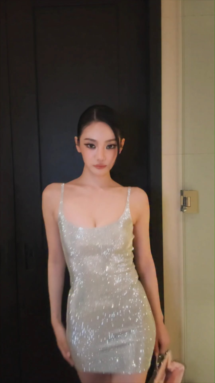 260506 تحديث aespa TikTok مع Shine - وقت ارتداء الملابس