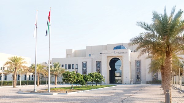 الرئيس التنفيذي في المركز الوطني للتأهيل لـ «الاتحاد»: الأسرة حصن لوقاية الأبناء من تعاطي التبغ