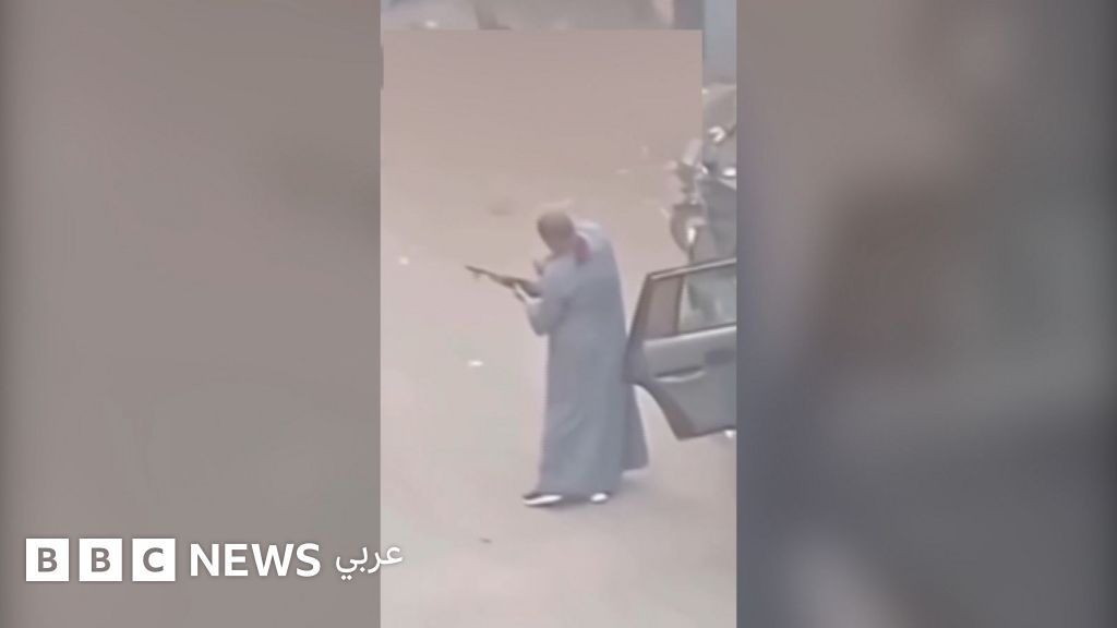 بسلاح أوتوماتيكي، مقتل ثمانية إثر إطلاق نار عشوائي في أسيوط بصعيد مصر بسلاح أوتوماتيكي، مقتل ثمانية إثر إطلاق نار عشوائي في أسيوط بصعيد مصر