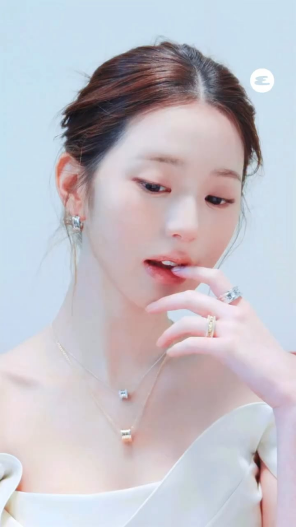 260516 - تحديث الانستغرام لـ ESQUIRE Korea مع وونيونغ