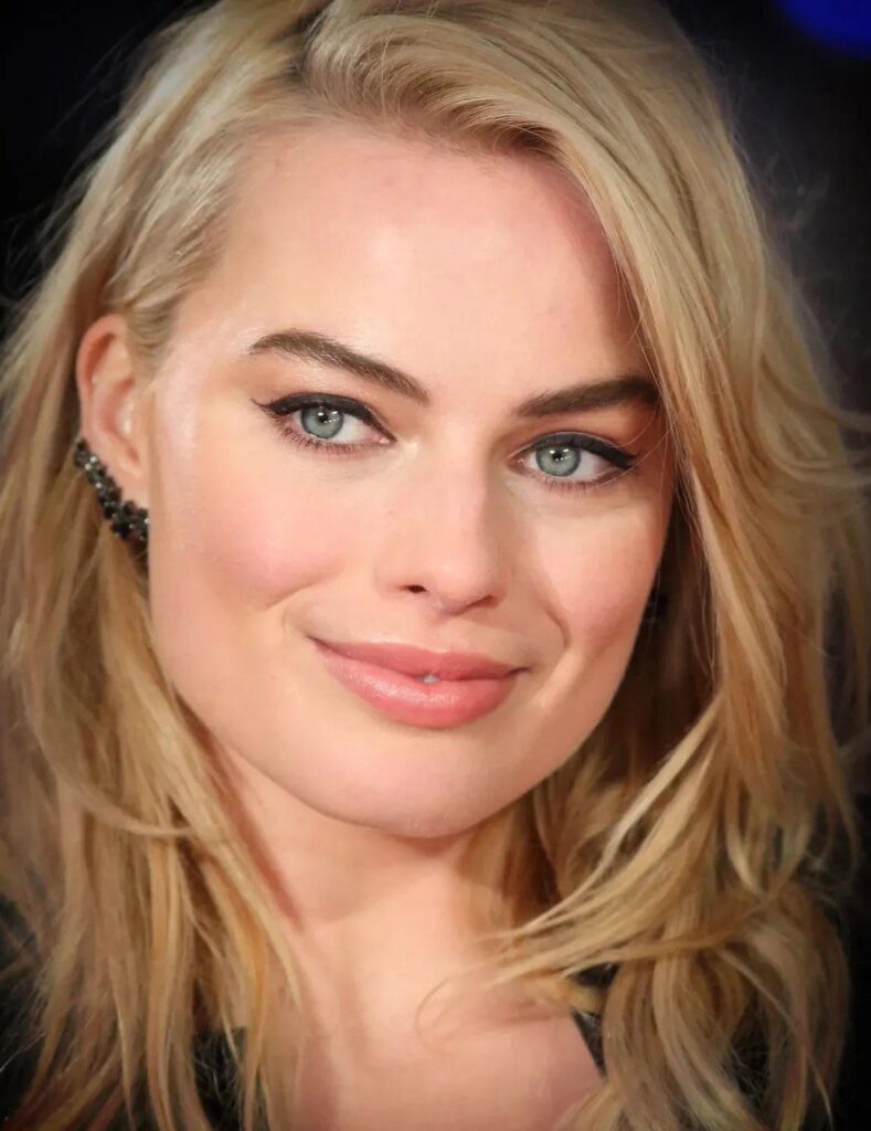 Margot Robbie