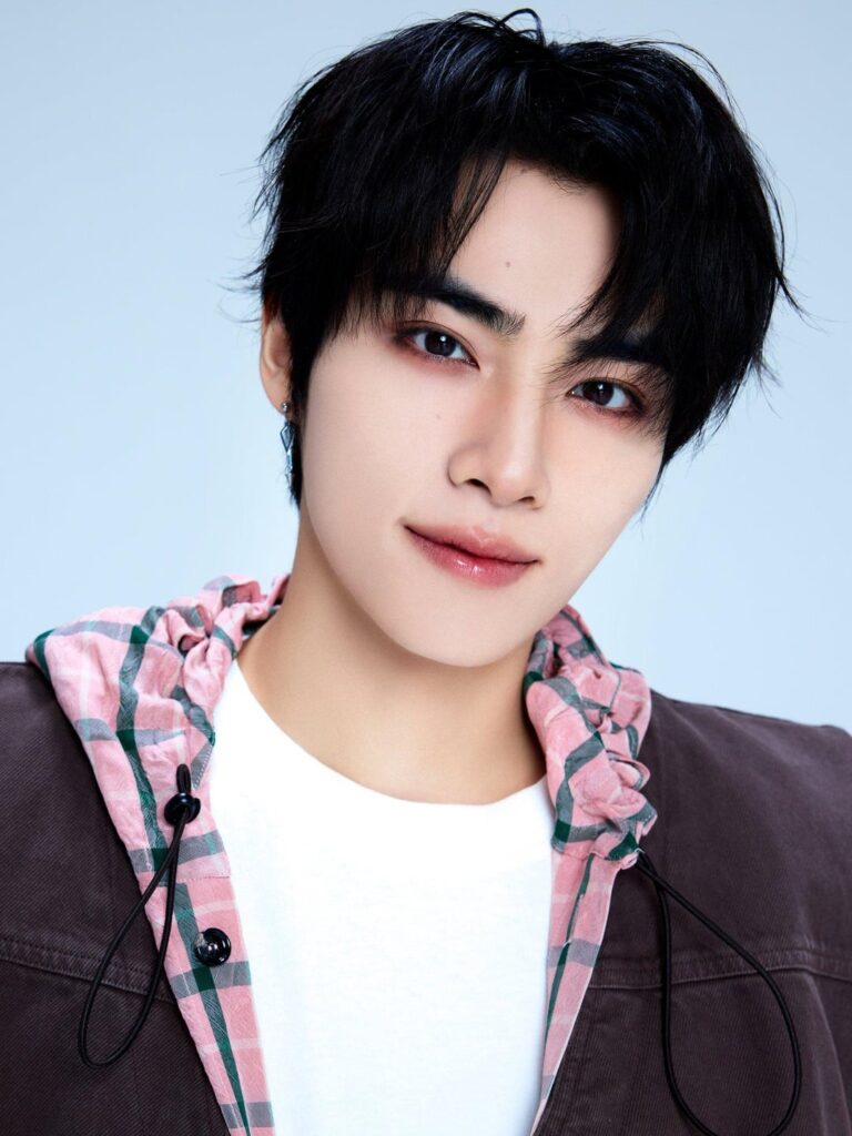 NCT 2026 - كل شيء، الكل في وقت واحد، NEO (صورة الذكرى السنوية العاشرة - Xiaojun)
