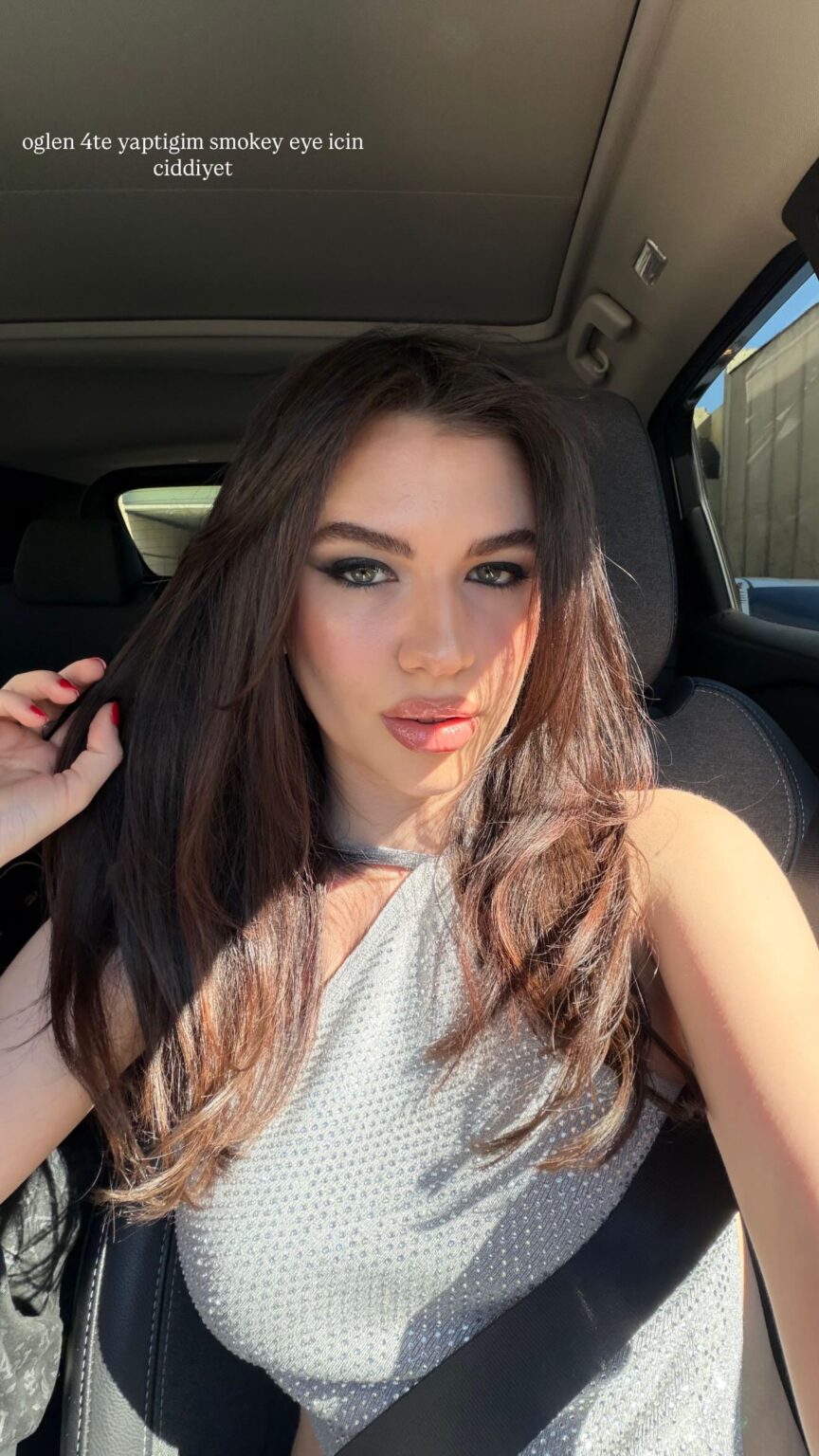Aysu Osmanoğlu (Aysujue)