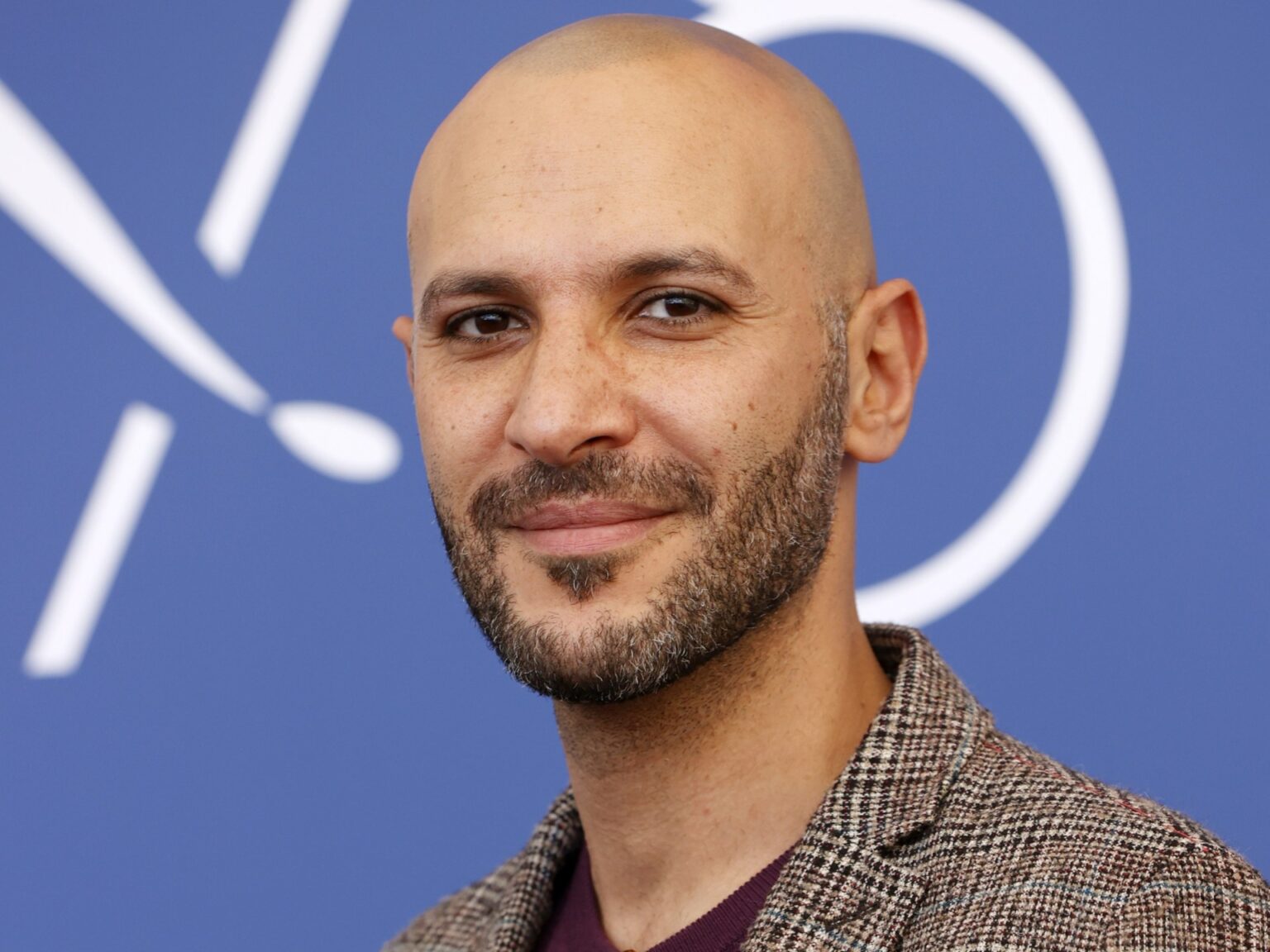 كشف تفاصيل علاقته برمضان.. محمد دياب: هذه حكاية فيلم "أسد" | فن