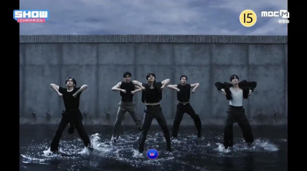 حقق فريق ZEROBASEONE (ZB1) أول فوز له في "TOP 5" على قناة MBC M Show Champion (260527)