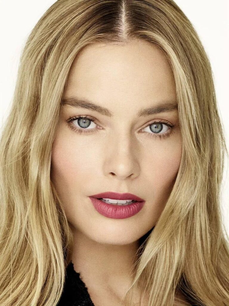 Margot Robbie