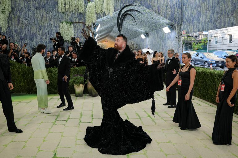 Sam Smith poses during the Met Gala, an annual fundraising gala held for the benefit of the Metropolitan Museum of Art's Costume Institute with this year's theme 'Costume Art' in New York City, New York, U.S., May 4, 2026. REUTERS/Daniel Cole REFILE - ADDING BYLINE