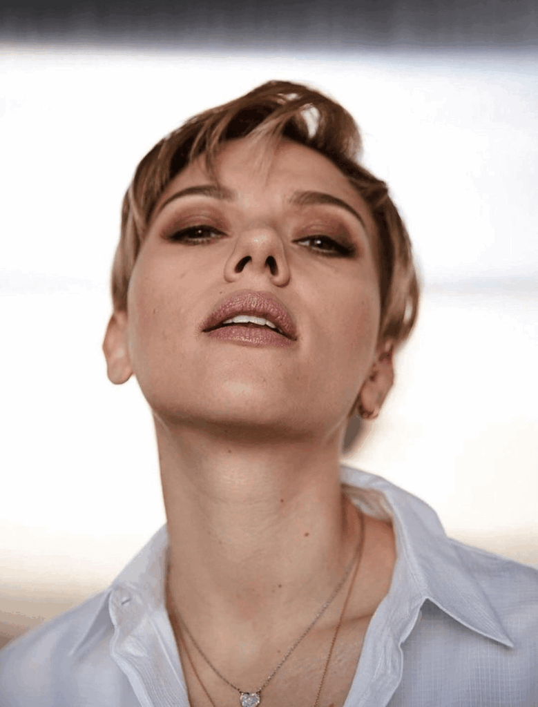 Scarlett Johansson Scarlett Johansson