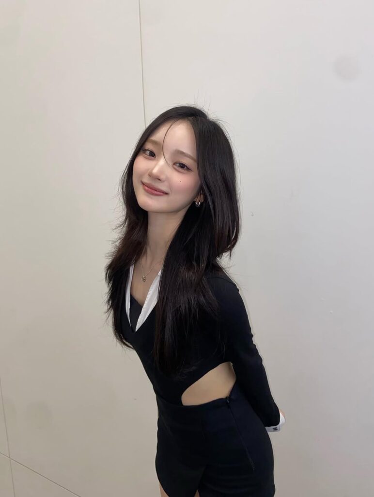 E.JI