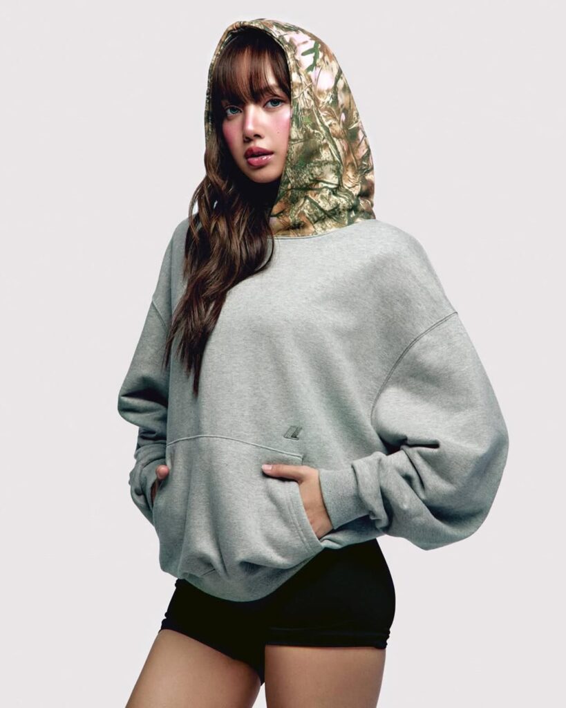 260507 hypebeast عبر تحديث IG: طوكيو تلقي نظرة فاحصة على عالم Lisa Lloud هذا الشهر