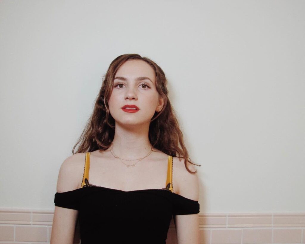 Maude Apatow