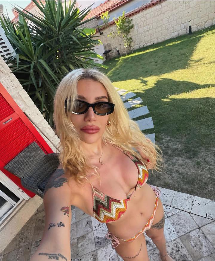 İrem Derici