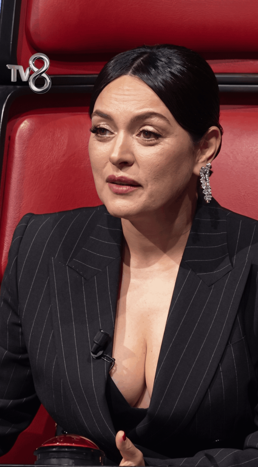 Ezgi Mola