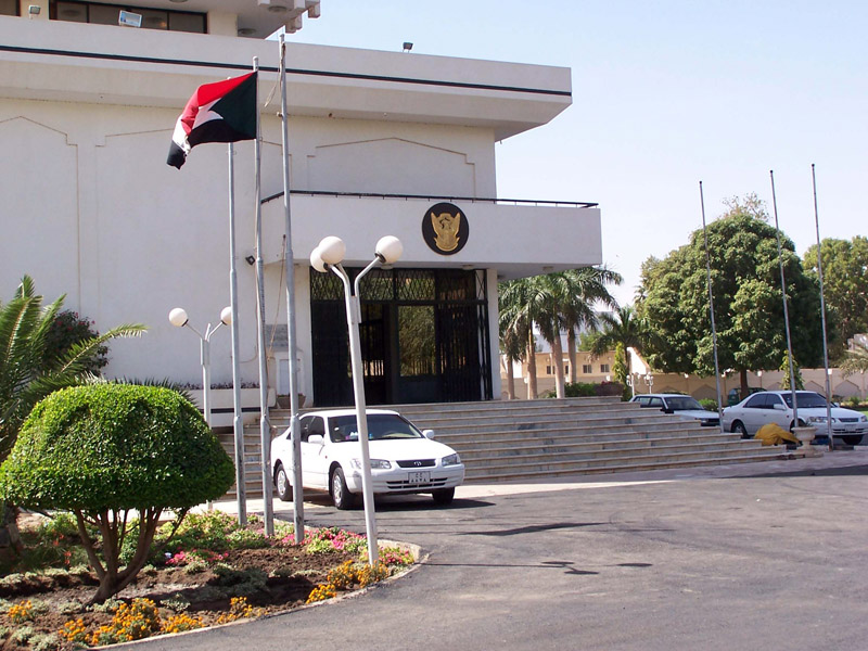 السودان يشتري مقراً دائماً لقنصليته بجدة