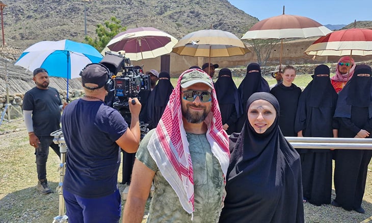 المخرجة اللبنانية ميرنا خياط في دور رئيسة عصابة عبر تجربة تمثيلية جديدة