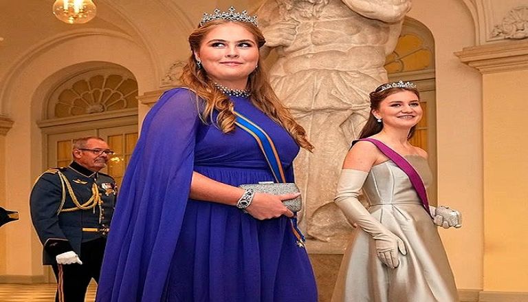 الأميرة كاتارينا أماليا من هولندا والأميرة إليزابيث من بلجيكا «مجموعة واتساب الملكية».. ثلاث أميرات يواجهن تحديات التيجان معا - صورة 2