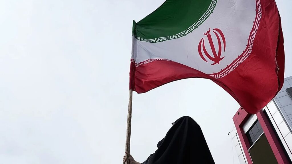 تكاليف الدفن تقفز وبيانات قتلى الاحتجاجات تختفي.. ماذا يحدث في مقبرة “بهشت زهرا” الإيرانية؟ تكاليف الدفن تقفز وبيانات قتلى الاحتجاجات تختفي.. ماذا يحدث في مقبرة "بهشت زهرا" الإيرانية؟