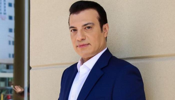 إيهاب توفيق يحتفل بتخرج نجليه في أميركا