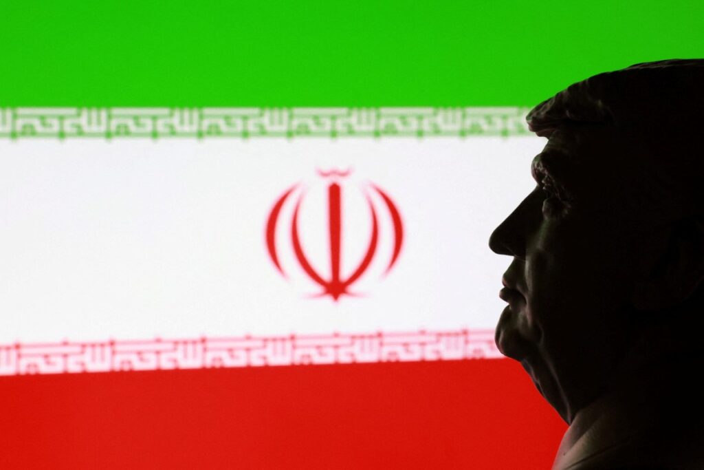 ترامب: لن أرفع تجميد الأصول الإيرانية قبل إبرام اتفاق ترامب: لن أرفع تجميد الأصول الإيرانية قبل إبرام اتفاق