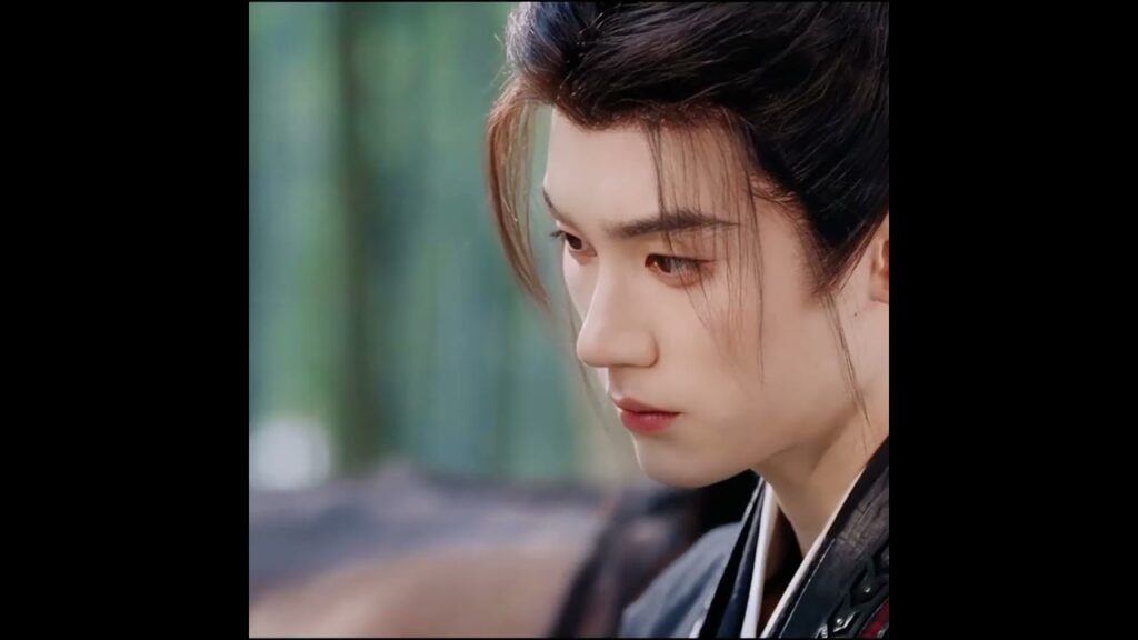🙈🙈💕💕 #ChenDuling #ZhouYiran #من_الرماد_الى_العرش #AshesToCrown #翘楚 #shorts #cdrama #youku