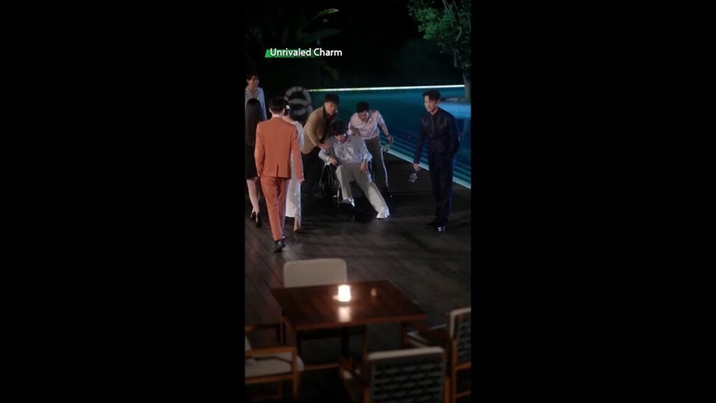 🛡️🔥 لن أسمح لأحدٍ بإيذائه #verticaldrama #shortdrama #mustwatch#MicroDrama #cdrama