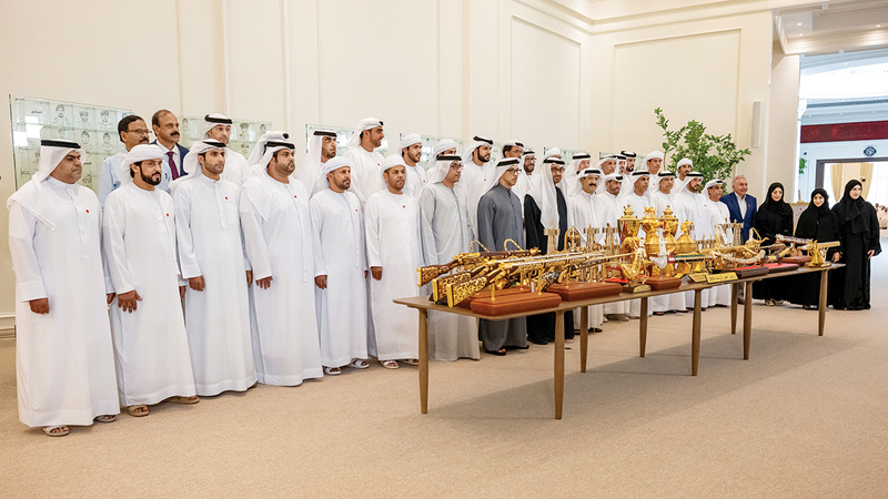 رئيس الدولة: الرياضات التراثية عنصر أصيل من الموروث الإماراتي رئيس الدولة: الرياضات التراثية عنصر أصيل من الموروث الإماراتي