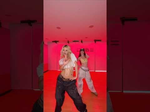 i-dle YUQI مع WJSN DAYOUNG - كرو (تحدي الرقص) (260613)