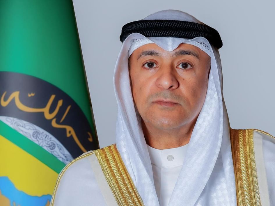 أمين مجلس التعاون يدين الحملات الإعلامية المضللة التي تستهدف الإمارات وقطر أمين مجلس التعاون يدين الحملات الإعلامية المضللة التي تستهدف الإمارات وقطر