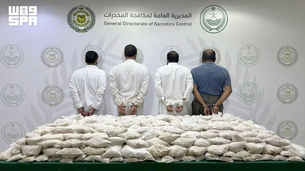 إحباط تهريب 1.4 مليون قرص إمفيتامين مخبأة داخل «كسارة صخور» والقبض على المتورطين