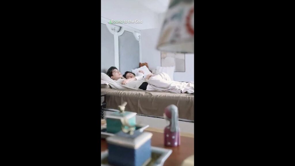 😳 كيف سيشرحان هذا الموقف الآن؟ #verticaldrama #shortdrama #mustwatch#MicroDrama