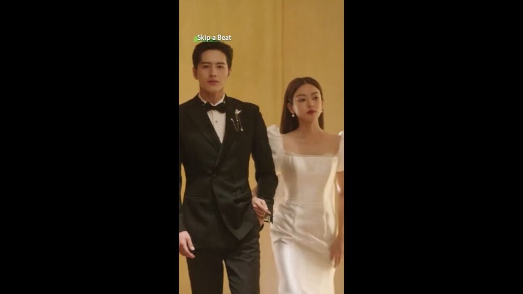 لم يفسّر، فقط أمسك يدها وغادر🛡️💘 #skipabeat #cdrama #heruixian #luozheng #zhujintong #mustwatch